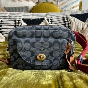 Coach Signature Chambray Belt Bag - HARD TO FIND